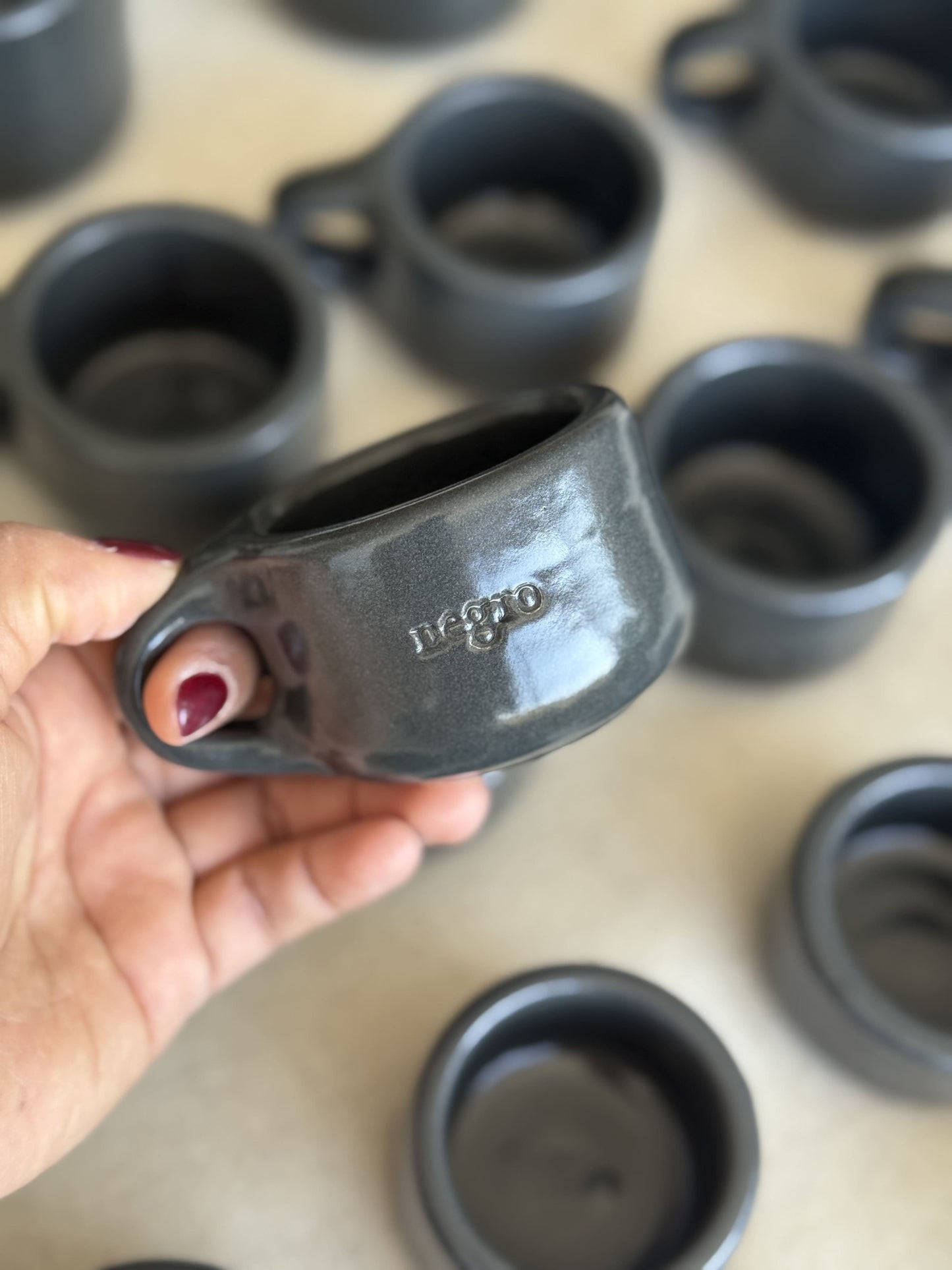 Esmalte Negro